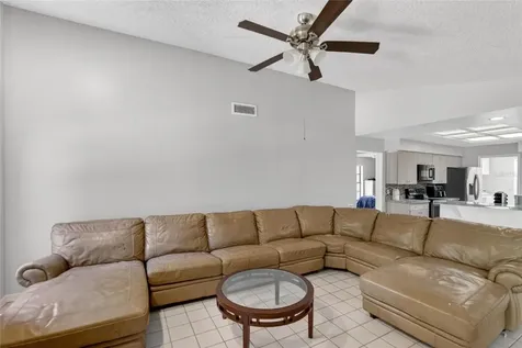 2904 Pine Club Drive Plant City FL 33566