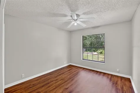 2904 Pine Club Drive Plant City FL 33566