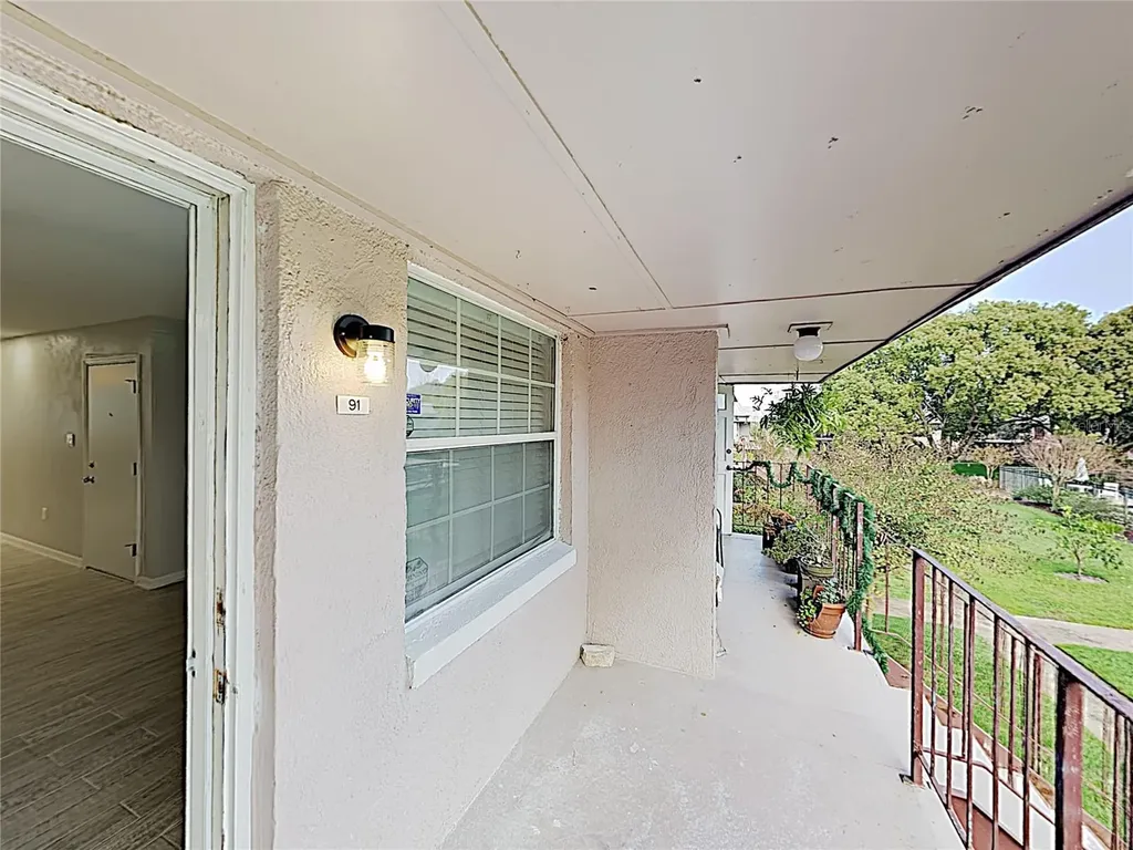 525 Conway Road Orlando FL 32807