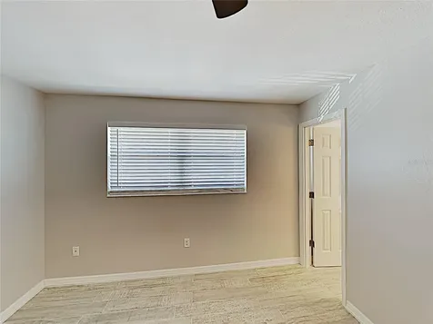 525 Conway Road Orlando FL 32807