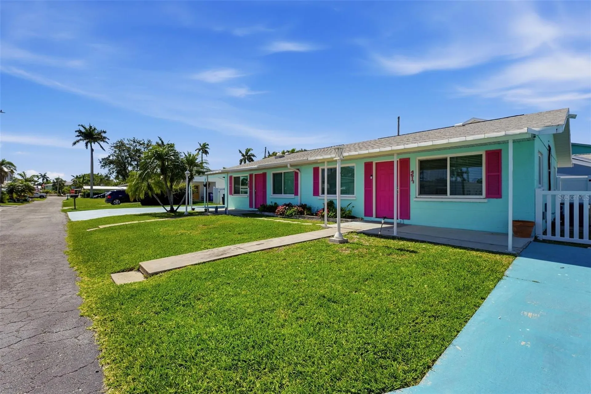 4515-4517 103rd Street Court W Bradenton FL 34210