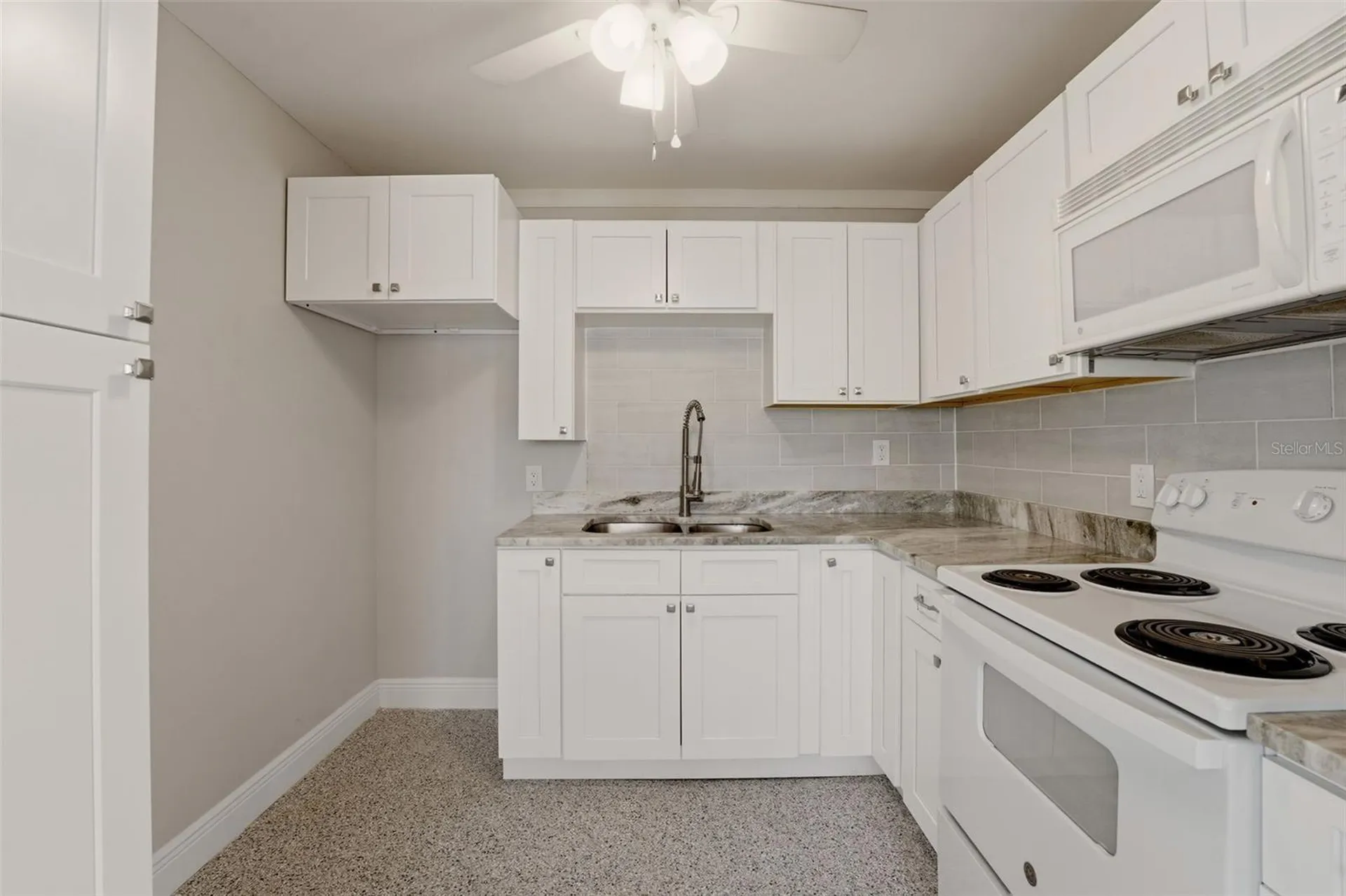 4515-4517 103rd Street Court W Bradenton FL 34210