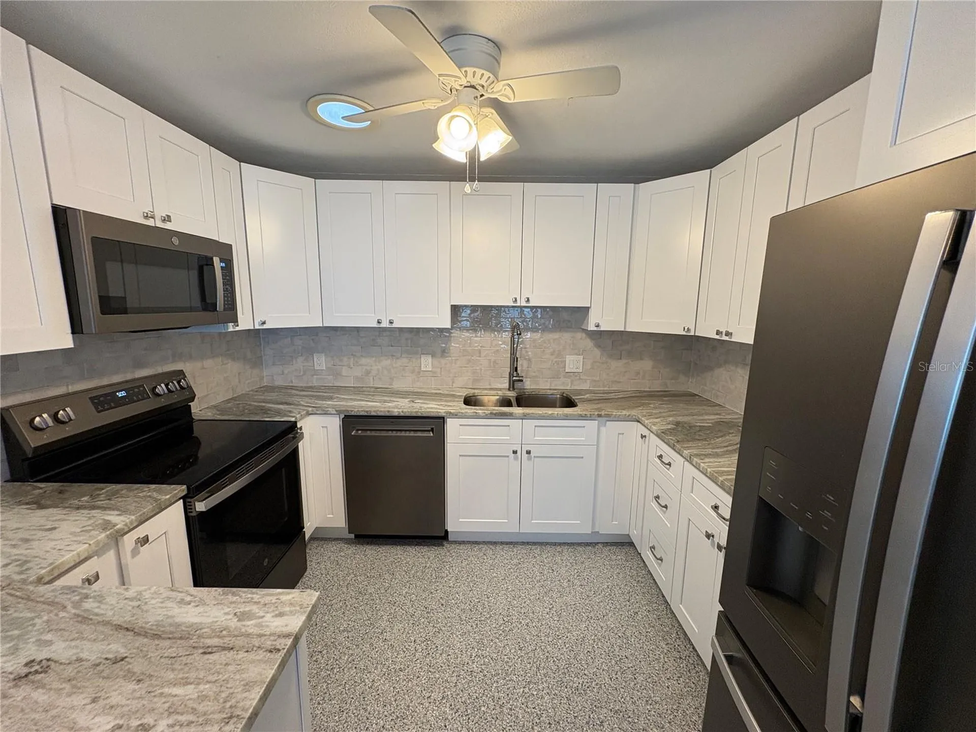 4515-4517 103rd Street Court W Bradenton FL 34210