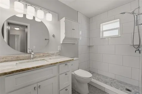 4515-4517 103rd Street Court W Bradenton FL 34210
