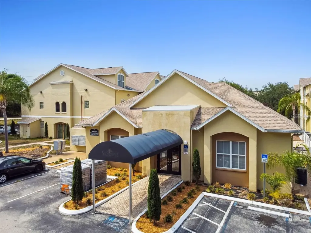 5052 Sunridge Palms Drive Tampa FL 33617