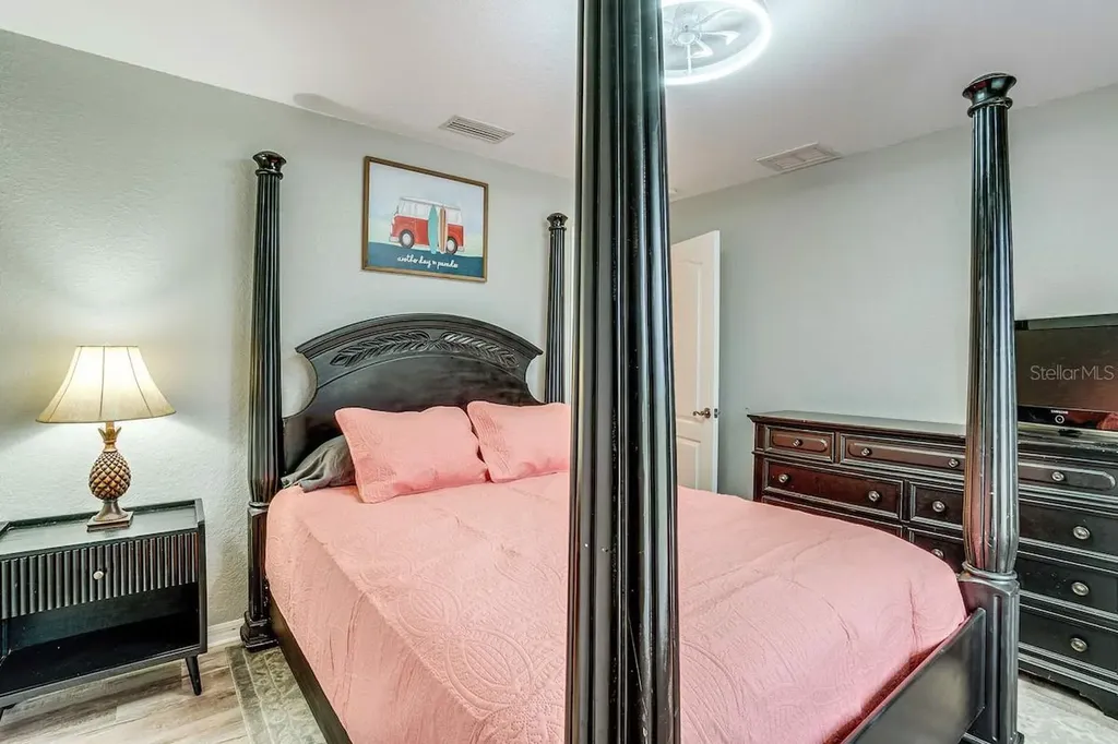 289 W Pine Valley Lane Rotonda West FL 33947