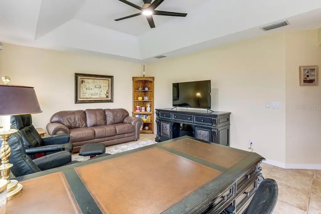 289 W Pine Valley Lane Rotonda West FL 33947