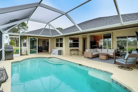 289 W Pine Valley Lane Rotonda West FL 33947