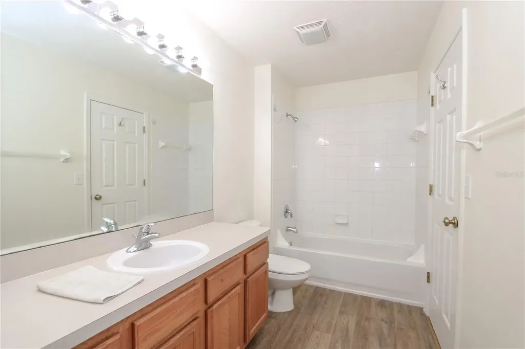 212 Golden Pond Court Valrico FL 33594