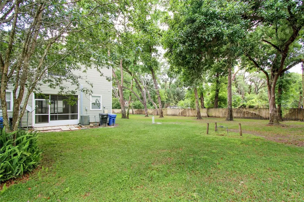 212 Golden Pond Court Valrico FL 33594