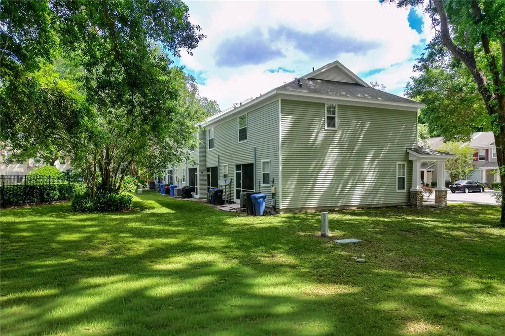 212 Golden Pond Court Valrico FL 33594