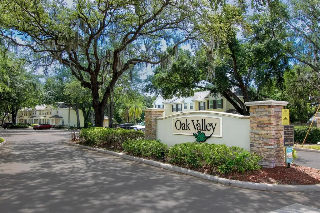 212 Golden Pond Court Valrico FL 33594