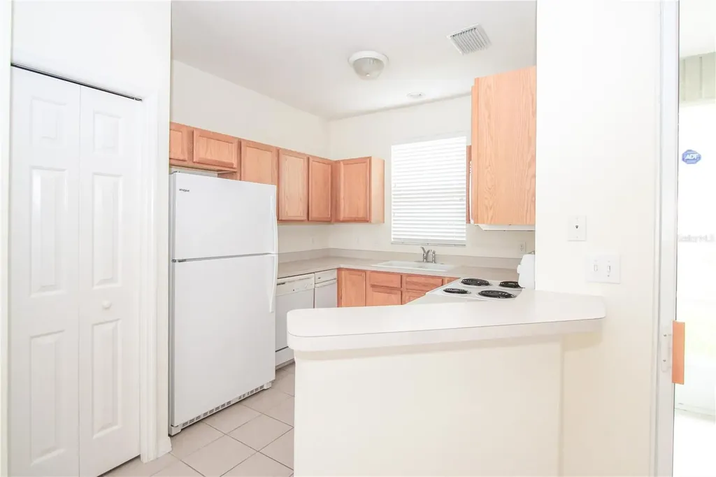 212 Golden Pond Court Valrico FL 33594