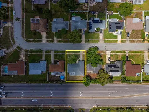 1923 Sky Drive Clearwater FL 33755