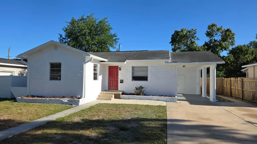 3164 33rd Avenue N St Petersburg FL 33713