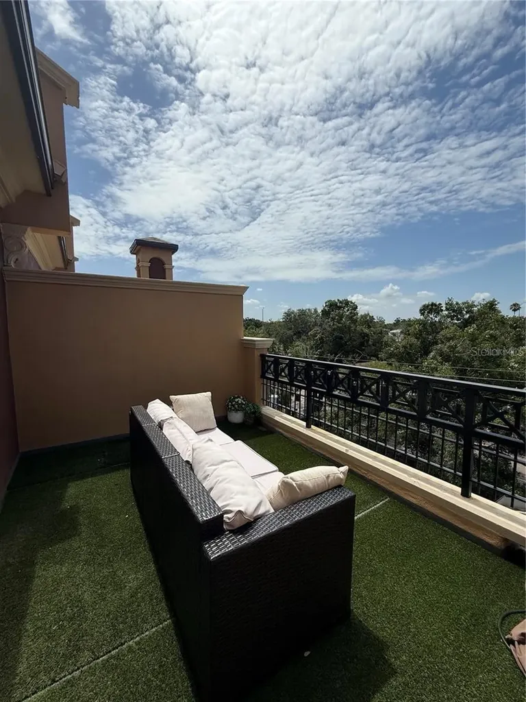 2208 Soho Bay Court Tampa FL 33606