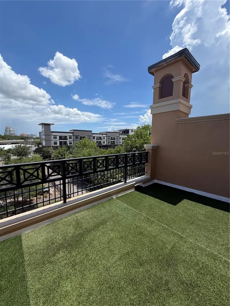 2208 Soho Bay Court Tampa FL 33606