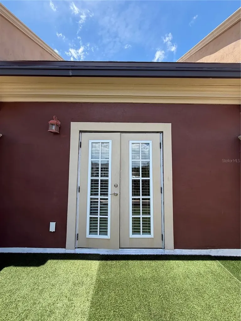 2208 Soho Bay Court Tampa FL 33606