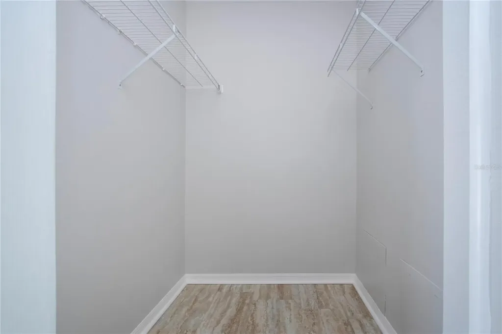 9590 Knightsbridge Circle Sarasota FL 34238