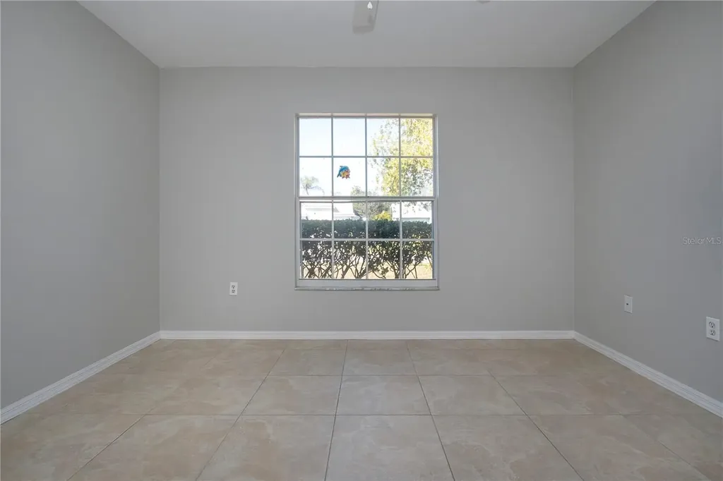 9590 Knightsbridge Circle Sarasota FL 34238