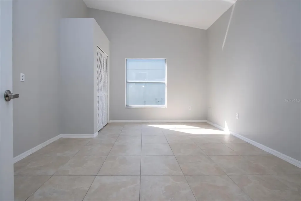 9590 Knightsbridge Circle Sarasota FL 34238
