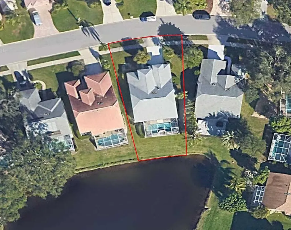 9590 Knightsbridge Circle Sarasota FL 34238