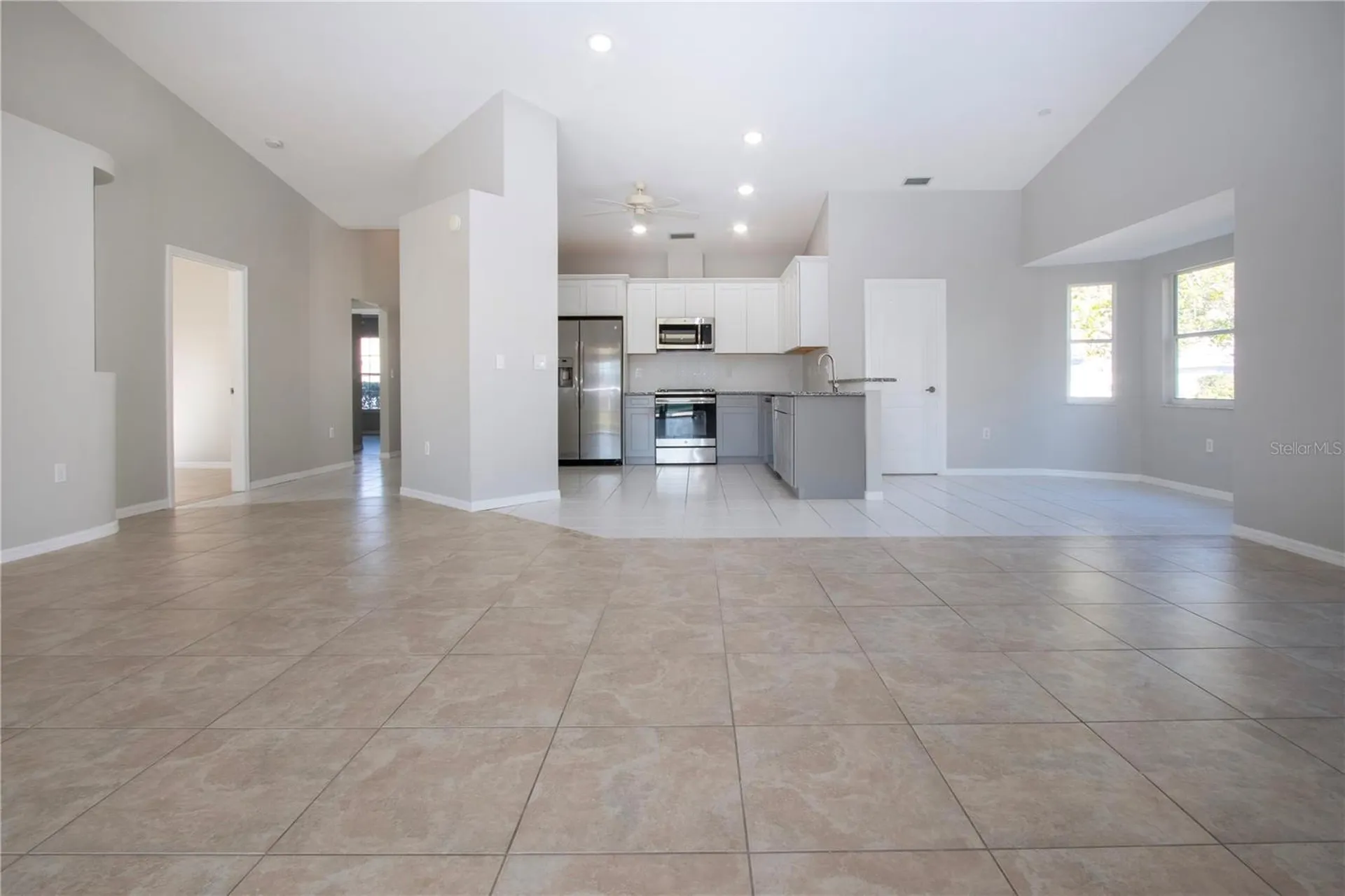 9590 Knightsbridge Circle Sarasota FL 34238