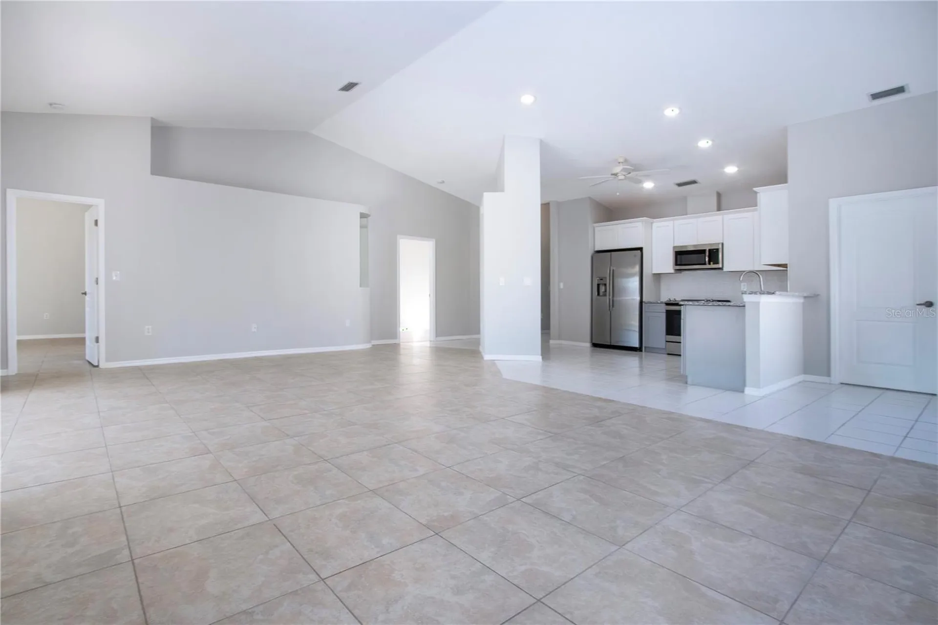 9590 Knightsbridge Circle Sarasota FL 34238