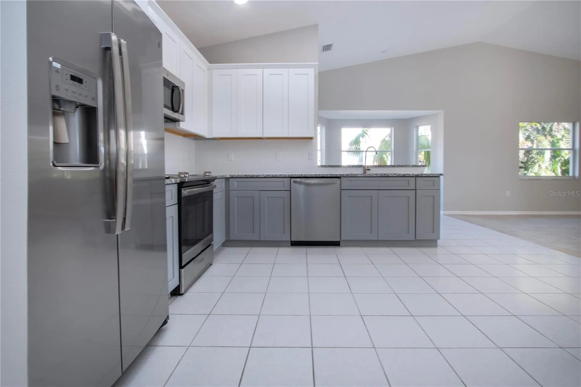 9590 Knightsbridge Circle Sarasota FL 34238
