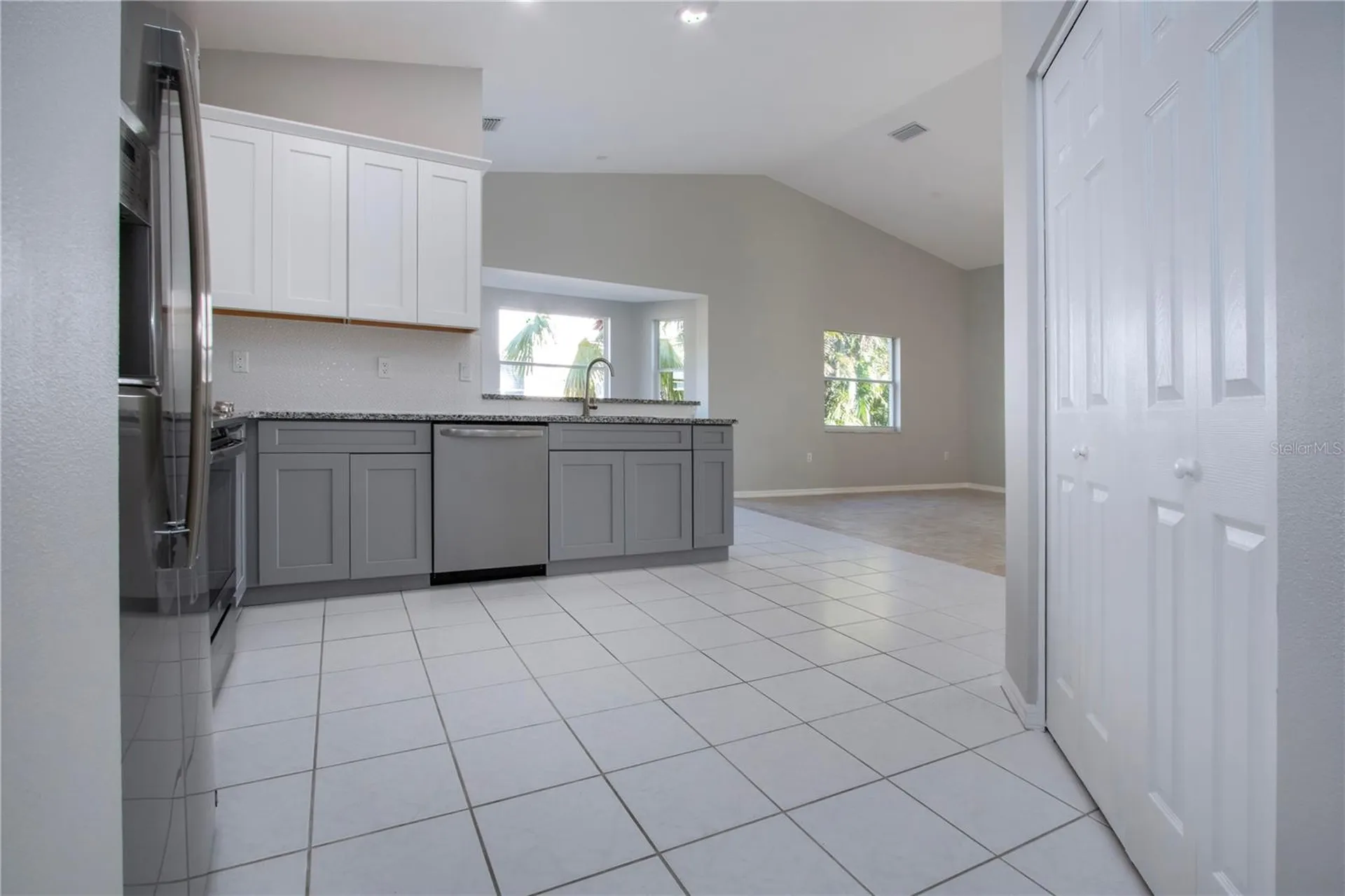 9590 Knightsbridge Circle Sarasota FL 34238