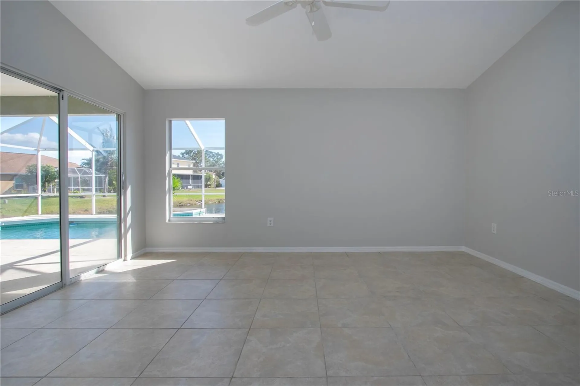 9590 Knightsbridge Circle Sarasota FL 34238