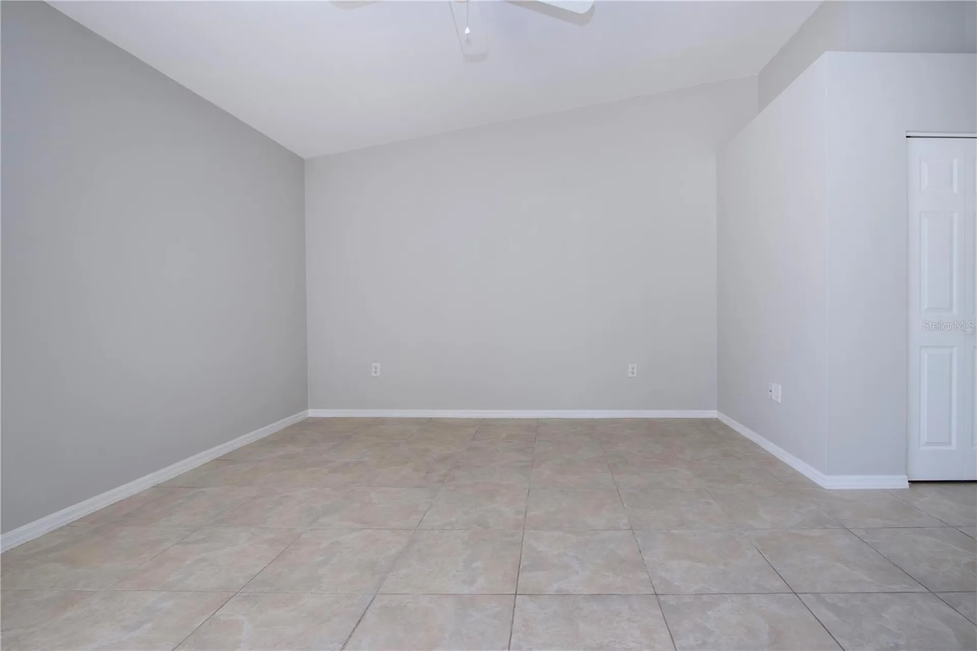9590 Knightsbridge Circle Sarasota FL 34238
