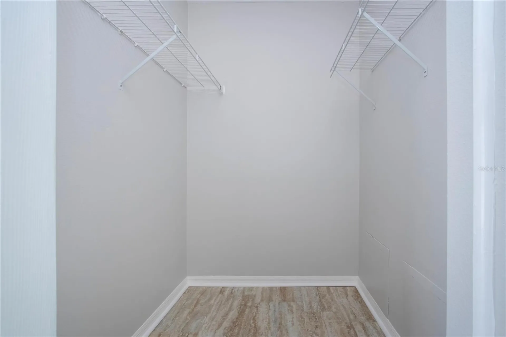 9590 Knightsbridge Circle Sarasota FL 34238
