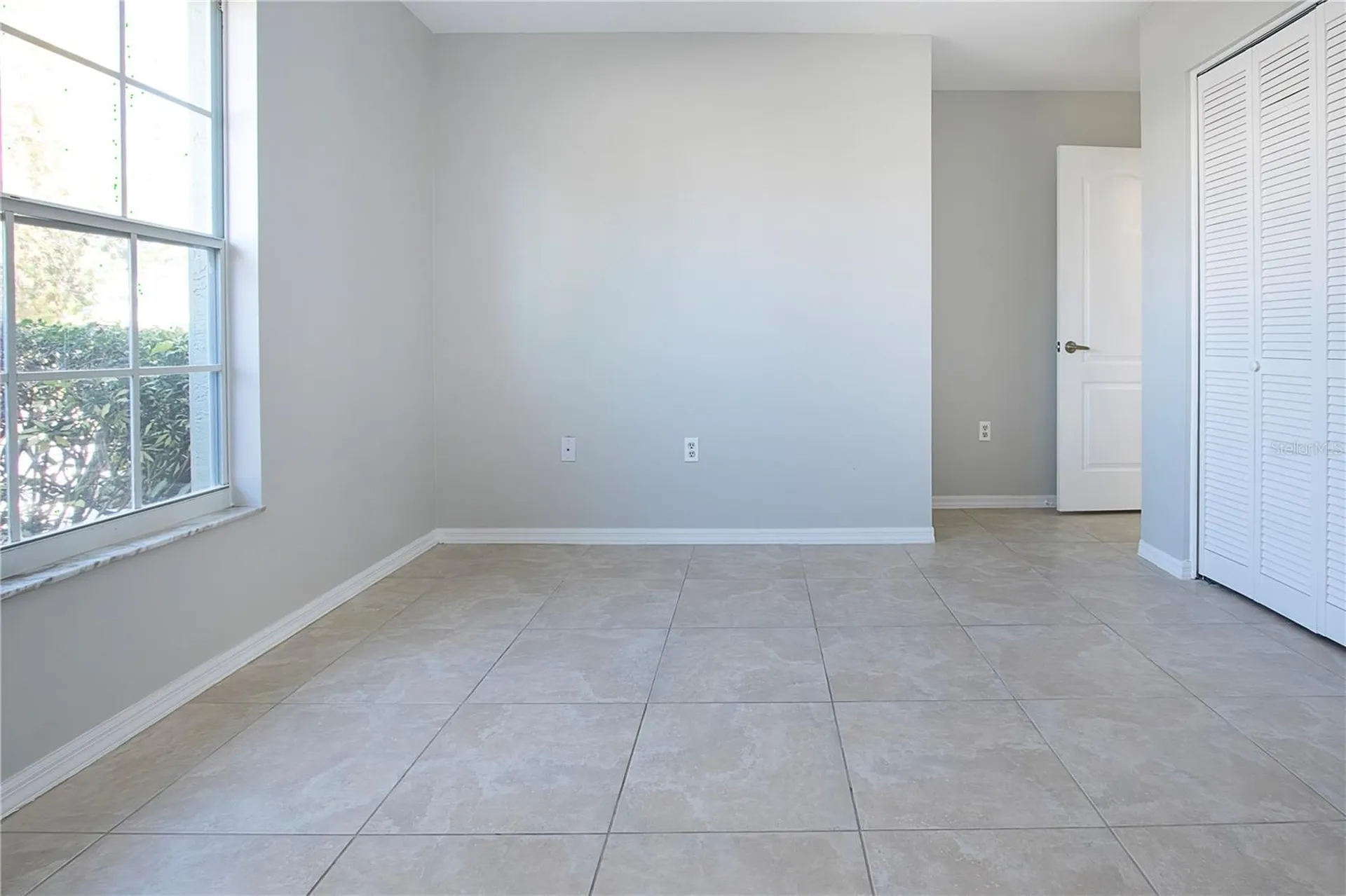 9590 Knightsbridge Circle Sarasota FL 34238