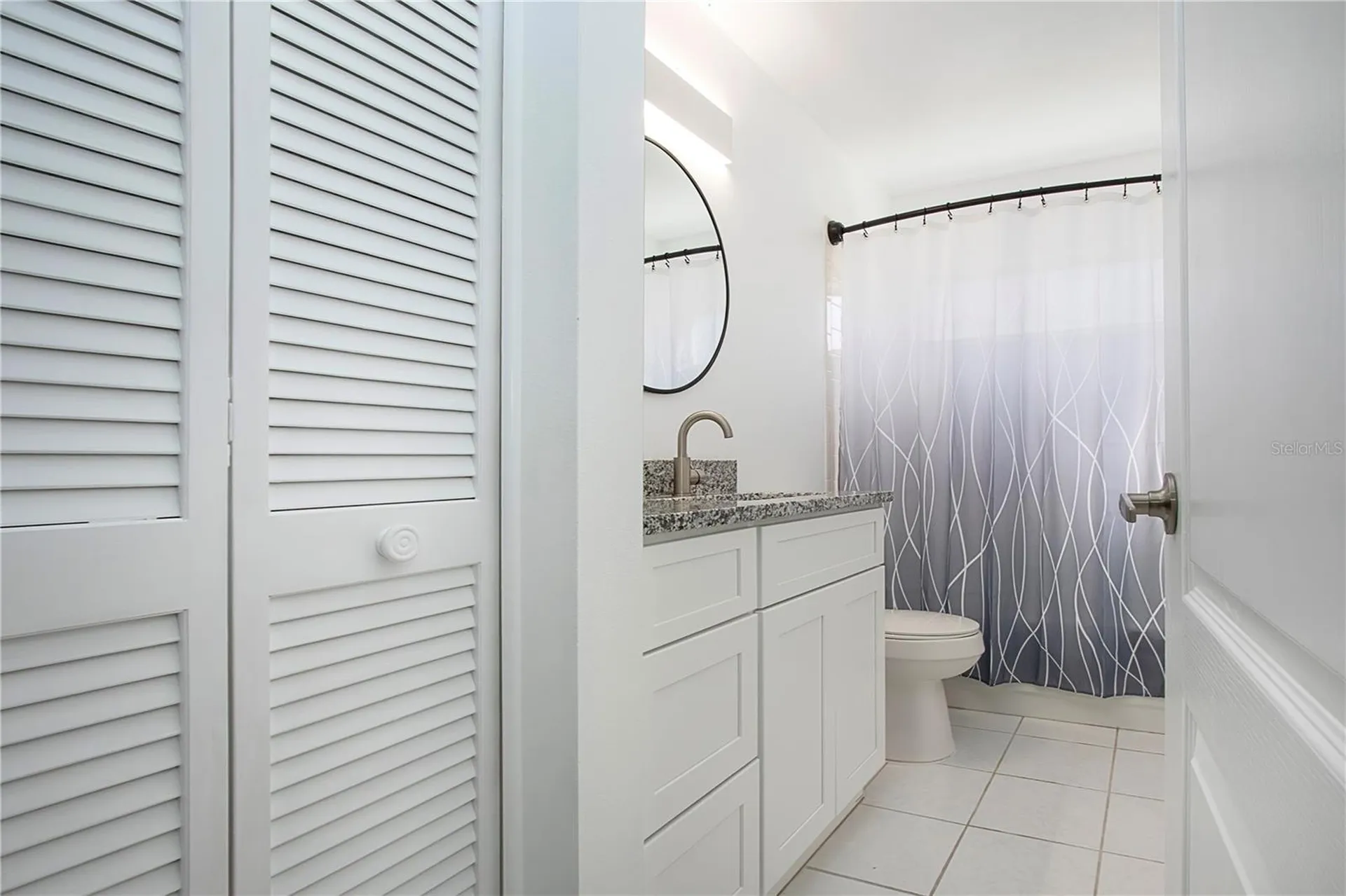 9590 Knightsbridge Circle Sarasota FL 34238