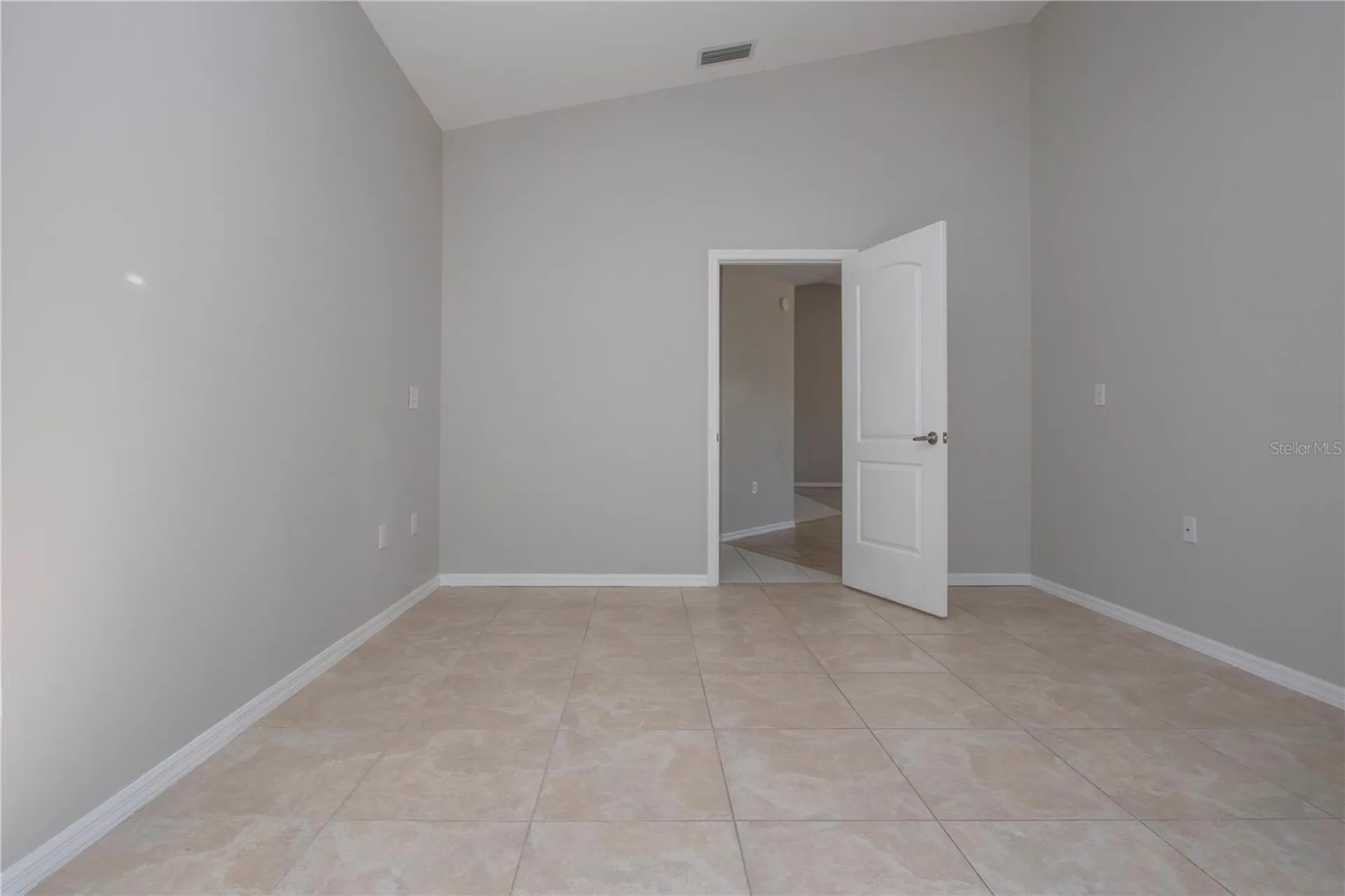 9590 Knightsbridge Circle Sarasota FL 34238