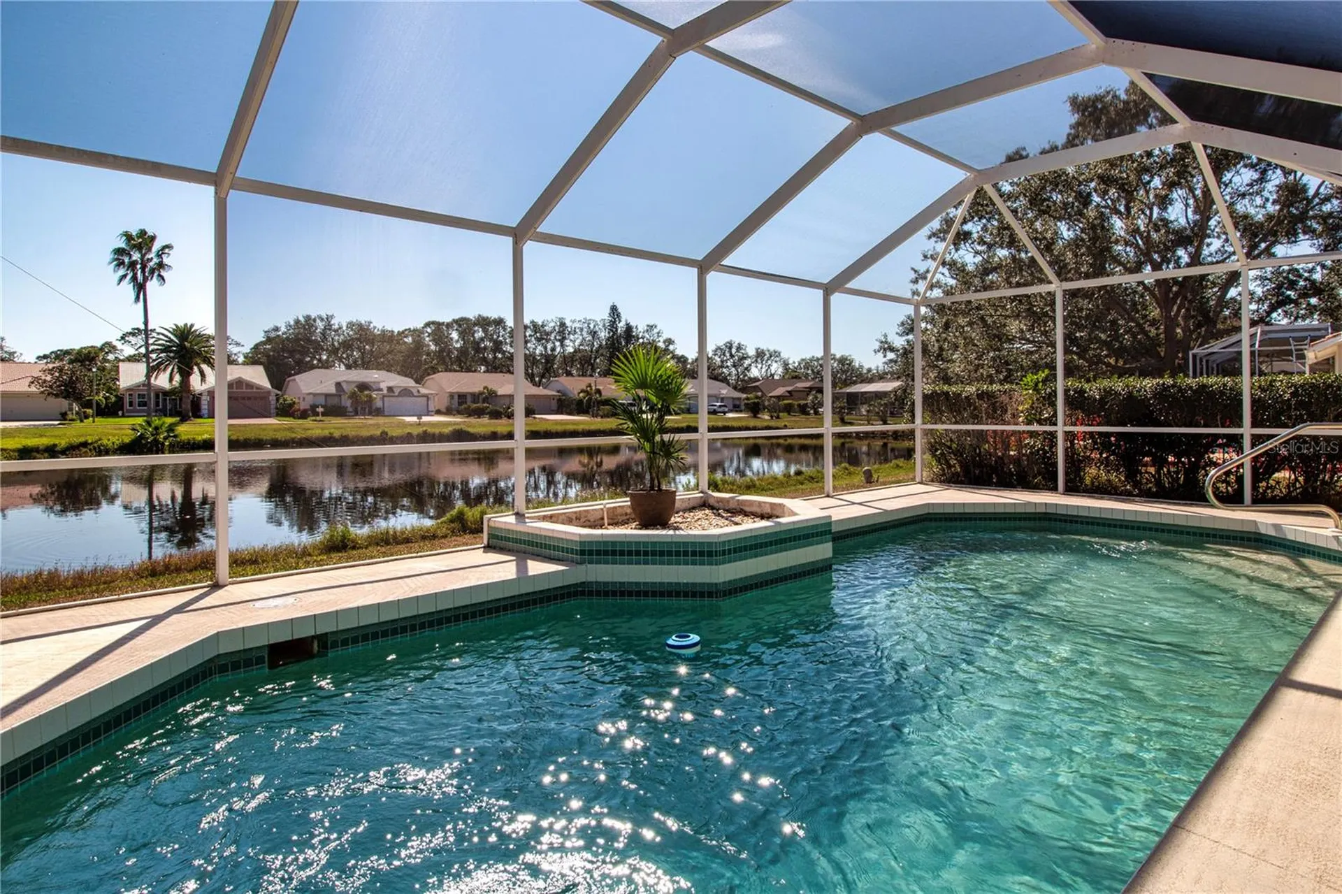 9590 Knightsbridge Circle Sarasota FL 34238