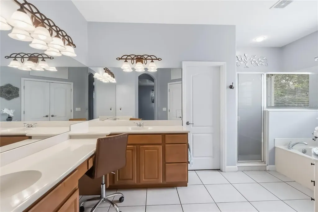 1925 Breezy Hill Drive Windermere Florida 34786 Windermere FL 34786