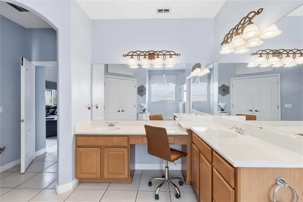 1925 Breezy Hill Drive Windermere Florida 34786 Windermere FL 34786