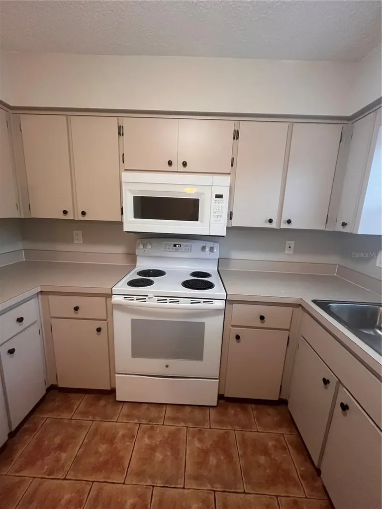 312 Deborah Avenue Leesburg FL 34748
