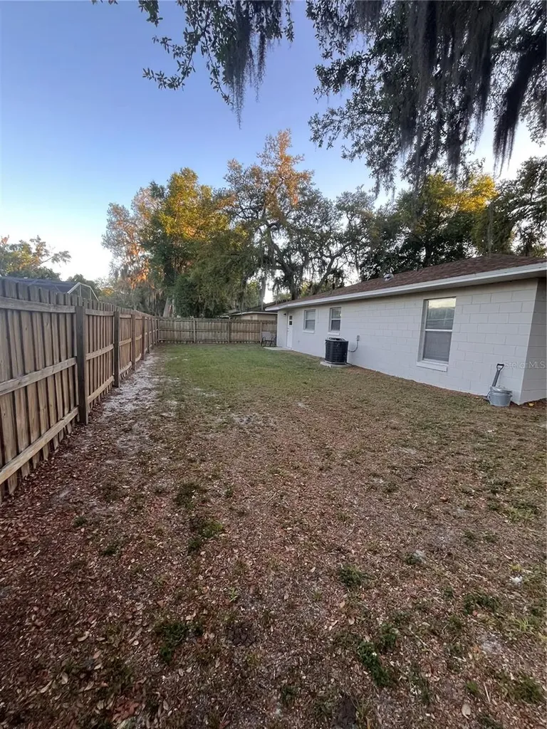 312 Deborah Avenue Leesburg FL 34748