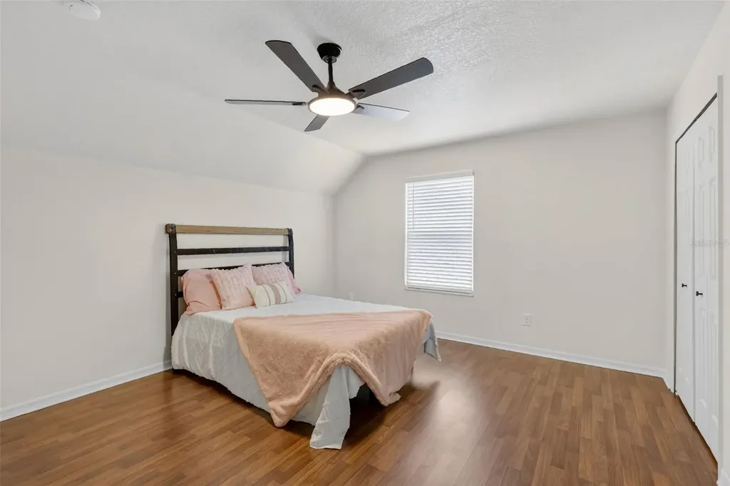 250 N Walker Street Oakland FL 34760