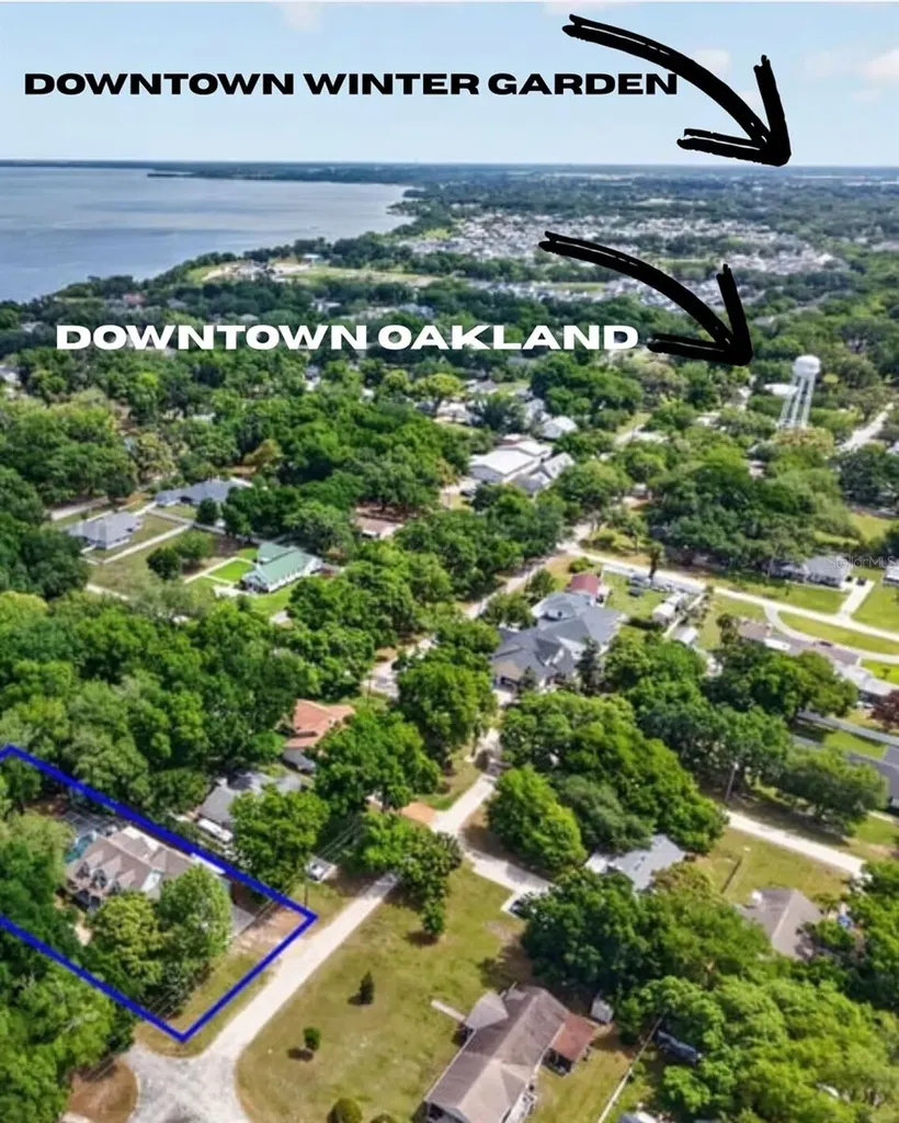 250 N Walker Street Oakland FL 34760
