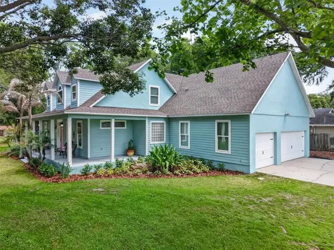 250 N Walker Street Oakland FL 34760