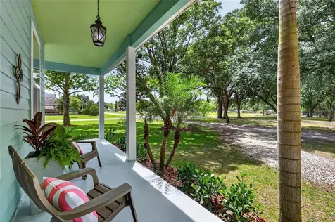 250 N Walker Street Oakland FL 34760