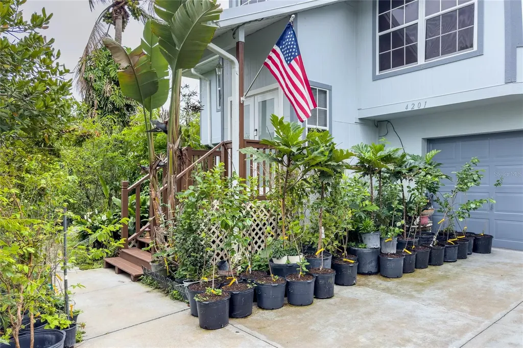 4201 6th Street W Lehigh Acres FL 33971