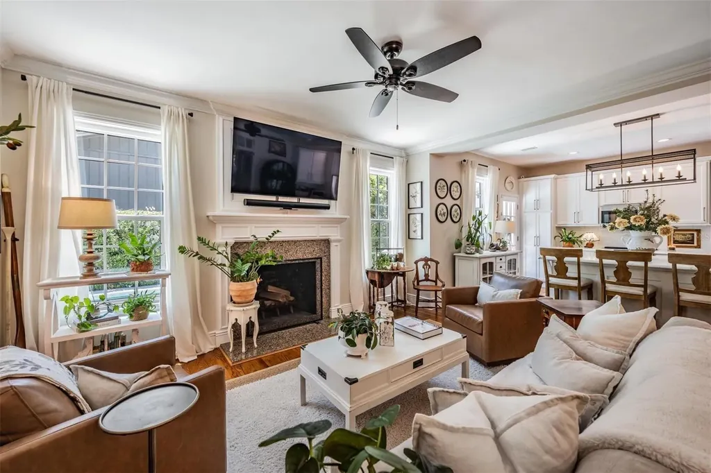 1707 S Hesperides Street Tampa FL 33629