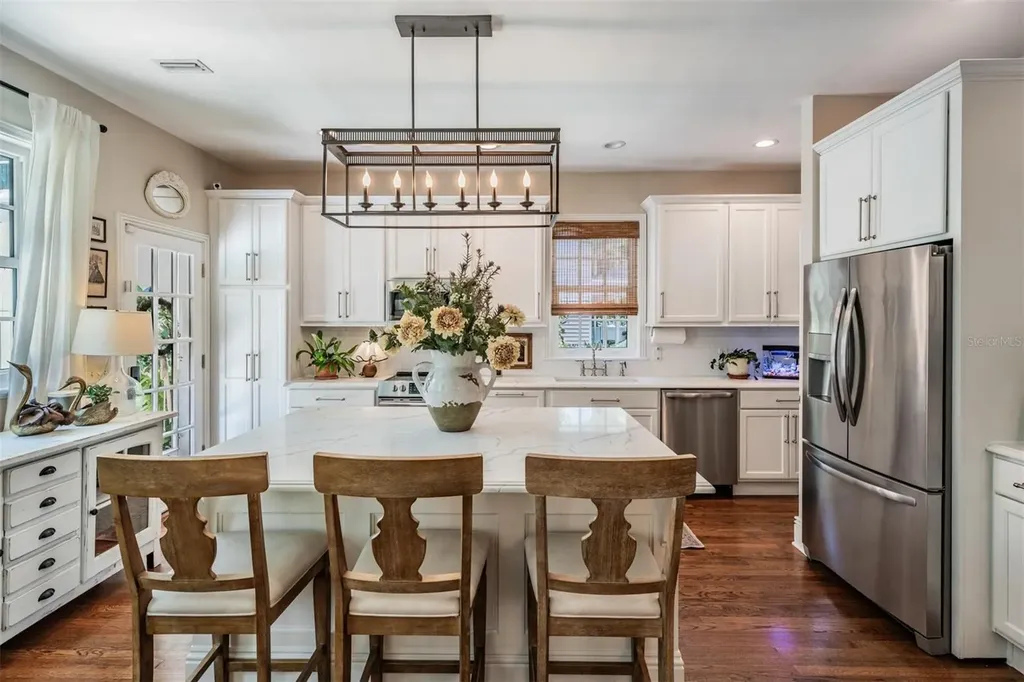 1707 S Hesperides Street Tampa FL 33629
