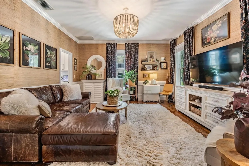 1707 S Hesperides Street Tampa FL 33629