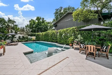 1707 S Hesperides Street Tampa FL 33629